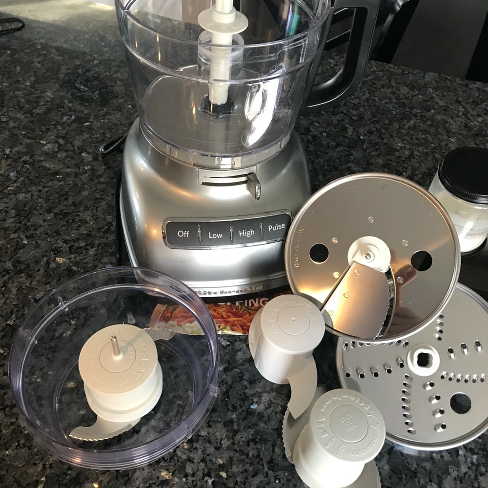 KitchenAid 11 cup food processor, w/exact slice